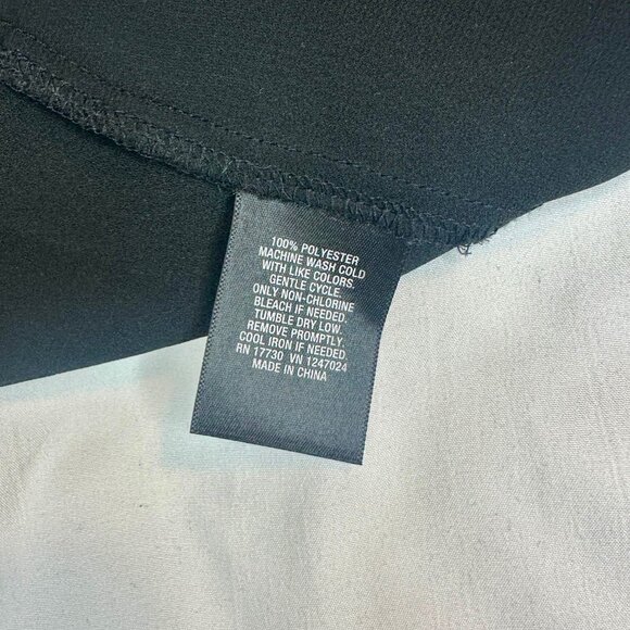 Mossimo Light-weight Black Button-Up Long Sleeve Blouse - Large - Picture 7 of 8